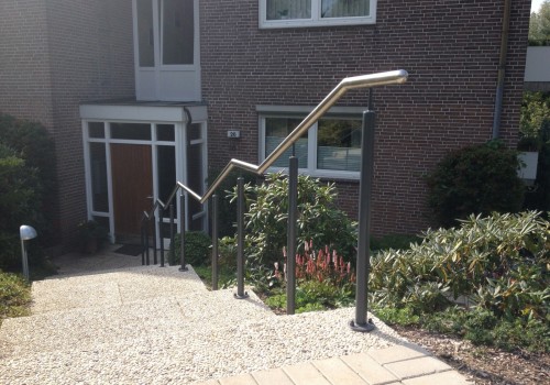 Ein formschöner Edelstahl-Handlauf